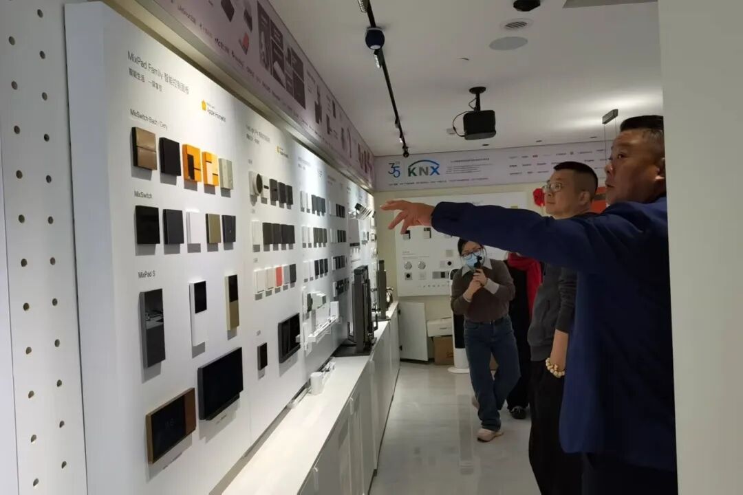 1765165952748537.jpg 微信圖片_2025-12-08_114951_739.jpg